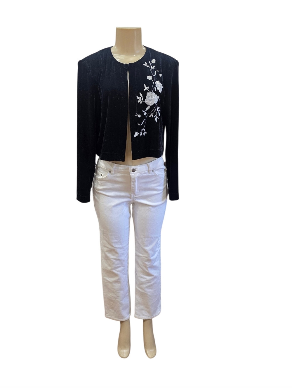 ​Patra Petite Black Velvet Floral‎ Embroidered Cropped Jacket Bolero Size 6P